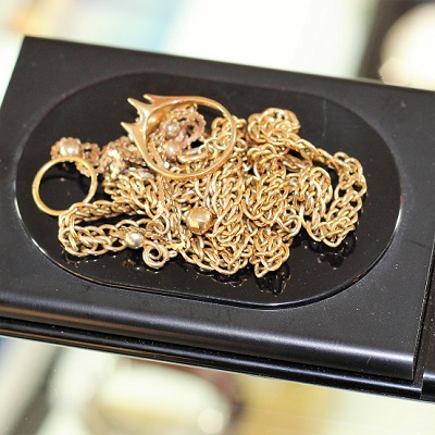 Customer's 9k yellow gold