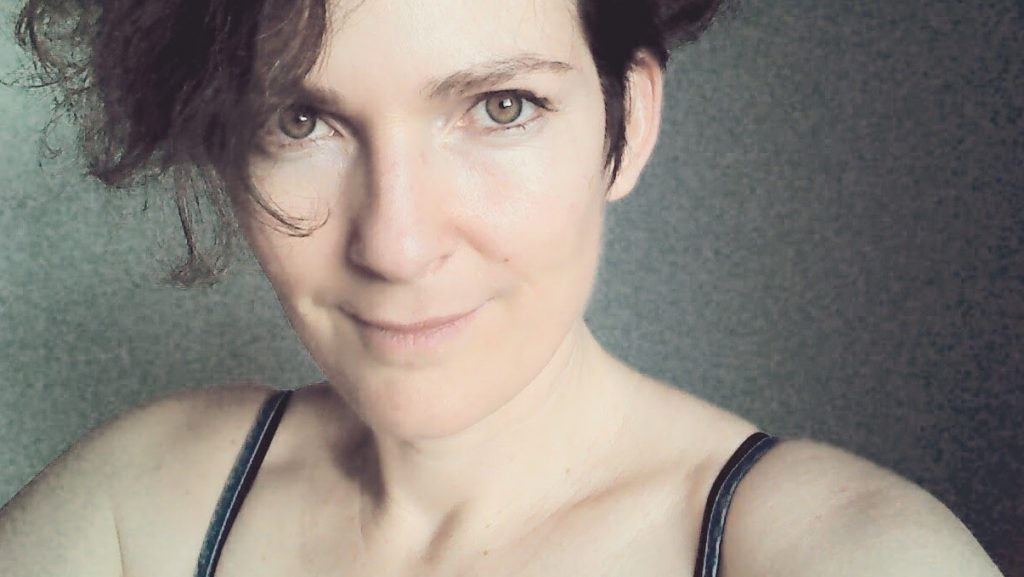 Nicole van der Wolf Jewllery Headshot